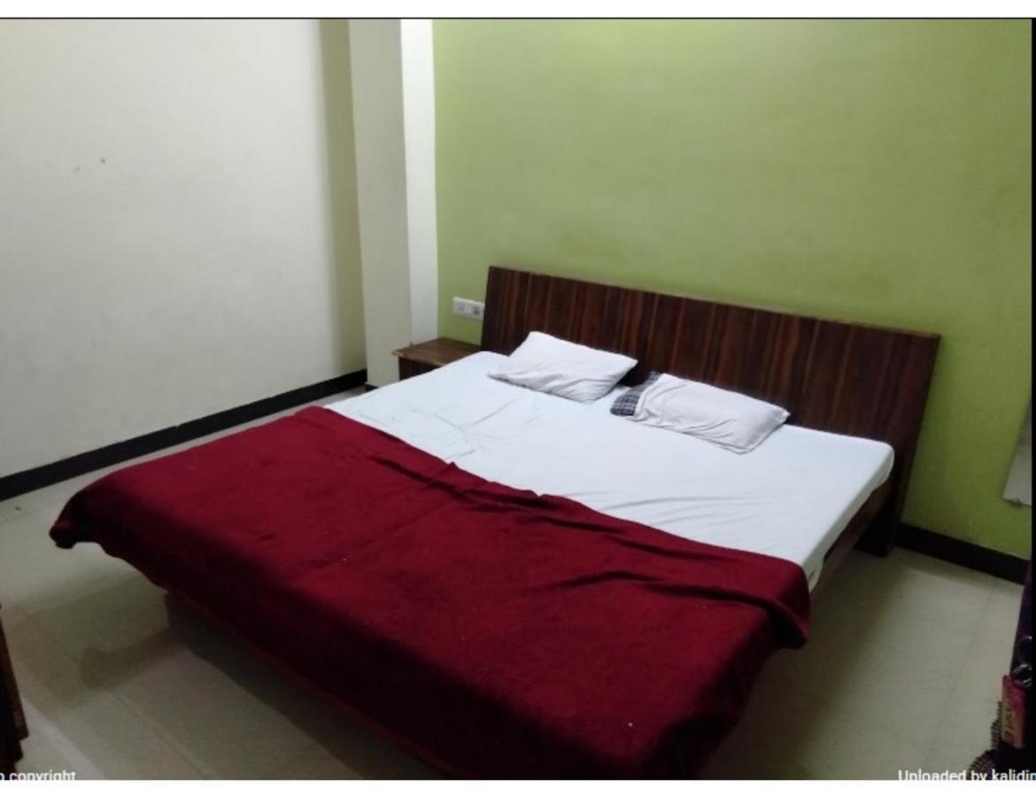 Hotel Adarsh, Ujjain Εξωτερικό φωτογραφία