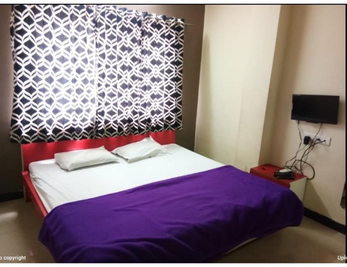 Hotel Adarsh, Ujjain Εξωτερικό φωτογραφία