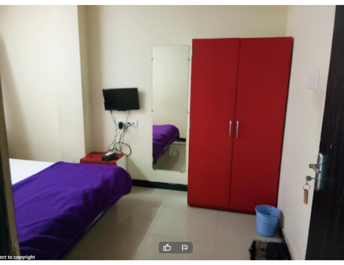 Hotel Adarsh, Ujjain Εξωτερικό φωτογραφία